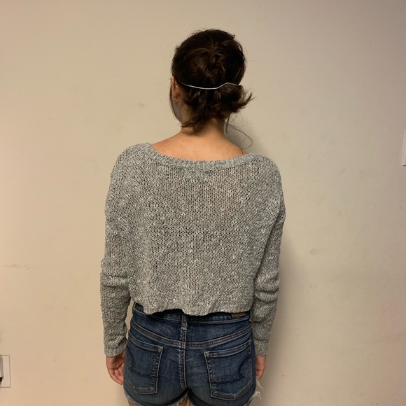 Sweater - Picture 4 of 4